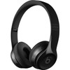 <p>With the Beats Solo3 Wireless headphones, you can listen to music wirelessly for up to 40 hours. When the battery's empty, you can charge it for 5 minutes to use it for 3 hours. Thanks to the W1 Chip, the headphones automatically connect to all your iCloud devices, so you don't have to manually connect every time. The drivers produce a sound that brings out the bass. After use, fold the on-ear headphones in and store them in the included pouch. You can adjust the volume and skip songs with the included audio cable.</p>
<b>W1 chip</b>
<p>The Beats Solo3 has the W1 chip. This chip is made by Apple and ensures that you can quickly connect the headphones to all your iCloud devices. Simply hold the headphones a few inches from your iPhone and it will recognize them immediately. This way, you don't have to connect it manually every time via the Bluetooth settings of your iPhone. In addition to connecting quickly, the chip saves battery and ensures better sound quality. </p>
<b>Fast Fuel</b>
<p>On a fully charged battery, you can listen to music for 40 hours. Forgot to charge the headphones and have to leave the house in a few minutes? After 5 minutes of charging, you can use the Beats Solo3 for 3 hours.</p>
<b>Sound according to the expert</b>
<p>The Beats Solo3 Wireless are headphones with a strong emphasis on bass. A peak around 150Hz ensures that the bass sound prevails. A dip in the mid-high tones also gives the bass tones more space. With some songs, this means that the instruments and vocals are less emphatically audible. Note: these headphones don't have an equalizer that allows you to adjust the sound manually. You're dependent on the factory settings.</p>

<p><small><b>Note:</b> Beats does include a charging cable, but no charger. Use your current accessories, or purchase them separately.</small></p>