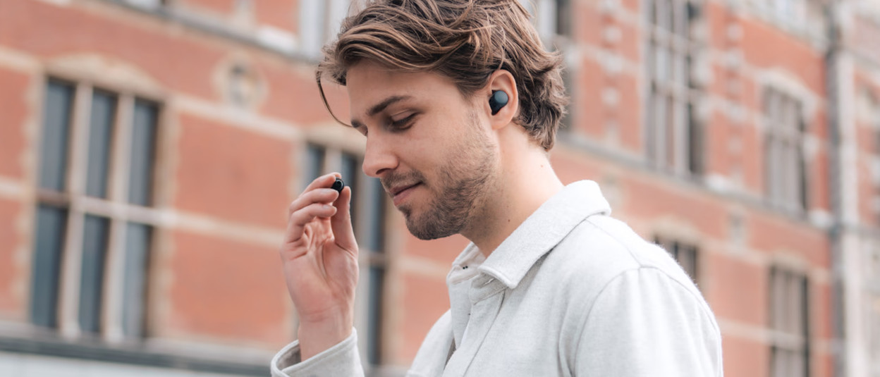 Sony bluetooth deals earphone price