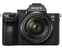 Sony A7 III + FE 28-70mm f/3,5-5,6 OSS