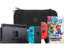 Nintendo Switch Rood/Blauw + Super Mario Bros. Wonder + BlueBuilt Beschermhoes