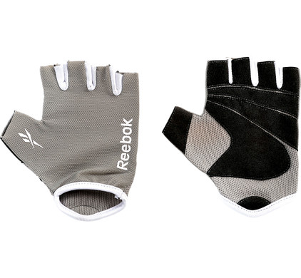 Reebok store fitness gloves