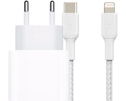 How do you choose an iPhone fast charger? - Coolblue - anything for a smile