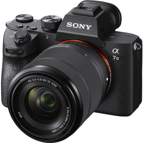 Sony A7 III + FE 28-70mm f/3,5-5,6 OSS