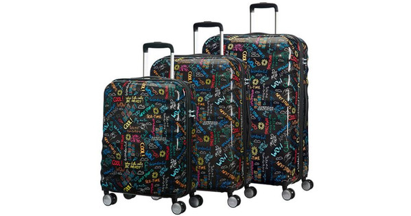 american tourister wavebreaker set