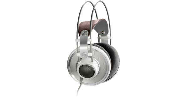 AKG K701