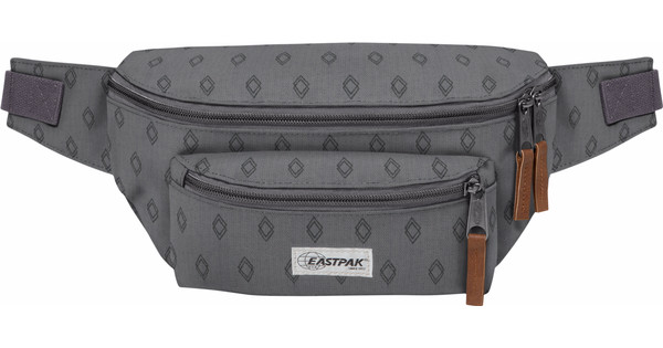 Wrak gastheer Pittig Eastpak Doggy Bag Opgrade Grey - Coolblue - Voor 23.59u, morgen in huis