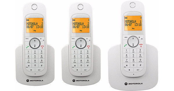 Motorola D1003 Trio White