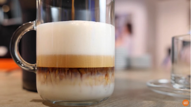 How do you prepare coffee recipes with a Nespresso Vertuo? - Coolblue -  anything for a smile