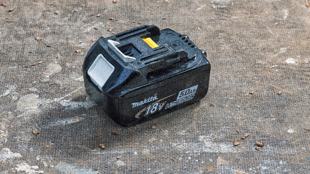 Makita lxt 18v online battery