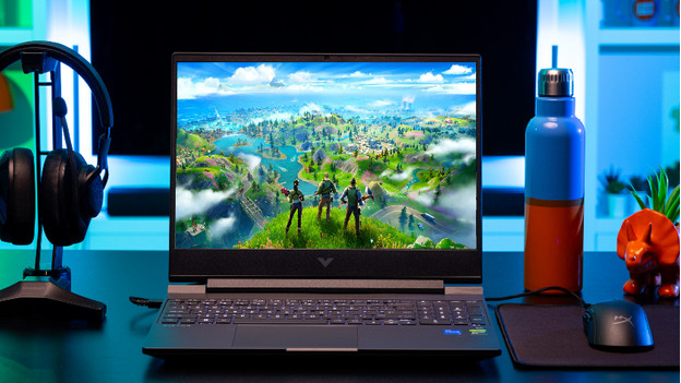 Fornite op een NVIDIA RTX 4050 gaming laptop