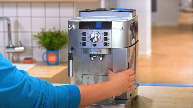 Sluit de machine aan