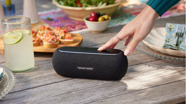 Harman Kardon speaker aanzetten