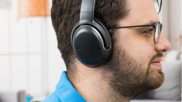 JBL wireless headphones