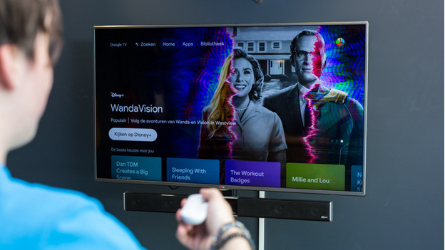 The differences a smart TV and Chromecast - Coolblue - anything for a