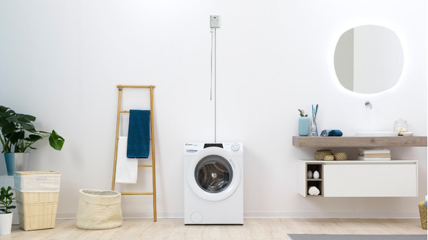 Washing machine connected to pull switch