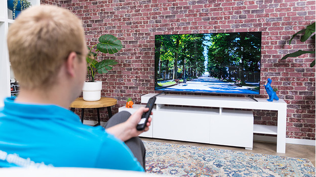 TCL C643 in gebruik