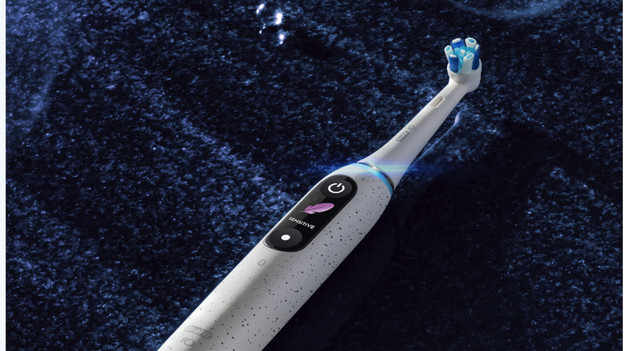 Oral-B iO 10 toothbrush