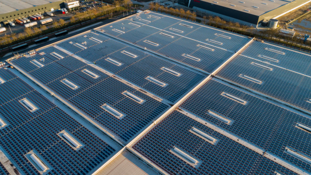 Zonnepanelen bedrijfspand