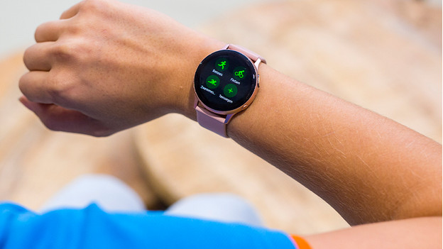 Galaxy watch active hot sale 2 gold