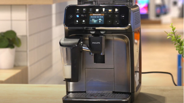 What's a Philips L'OR Barista and how does it work? - Coolblue - anything  for a smile