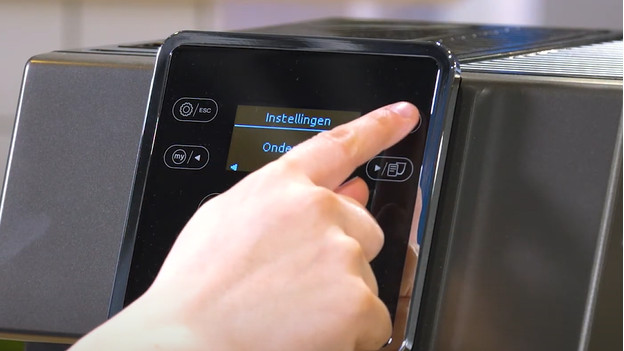 Install the water filter