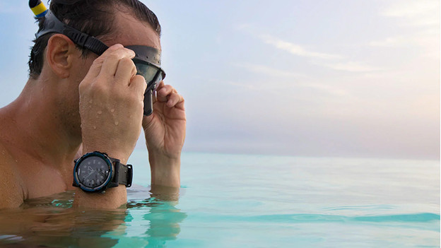 Samsung gear hot sale for swimming