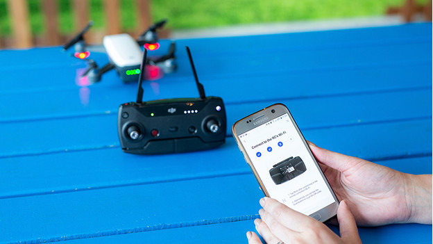 Connecting iphone to hot sale dji spark controller