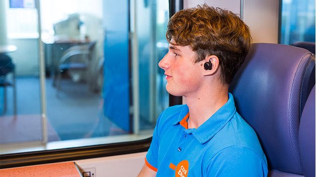 Get started with your LG earbuds - Coolblue - anything for a smile