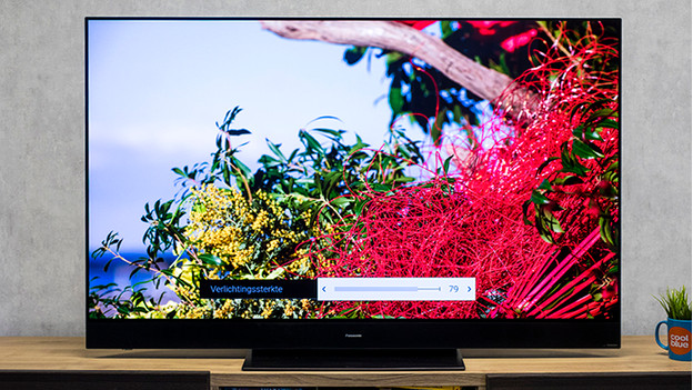 Achtergrondverlichting tv instellen