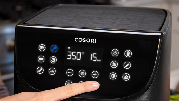 Cosori airfryer met voorgeprogrammeerde bakprogramma's