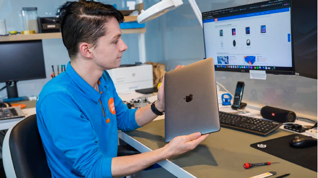 Coolblue laptop specialist