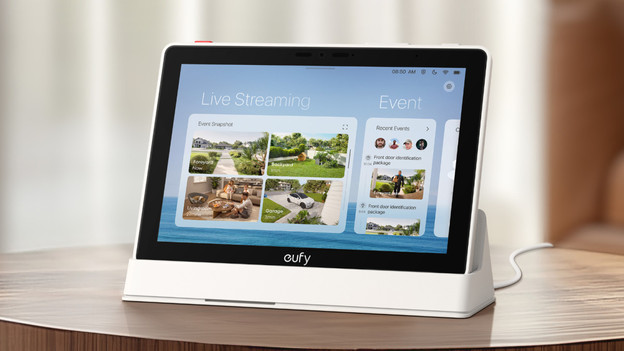 slim dashboard van de Eufy Smart Display