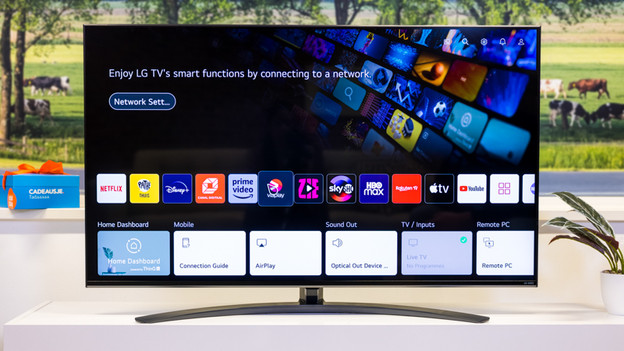 How do I set up apps on my LG smart TV? - Coolblue - anything for a smile