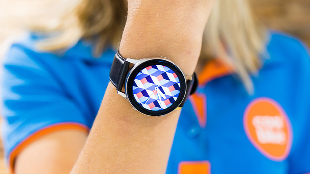 What are LTE smartwatches? - Coolblue - anything for a smile