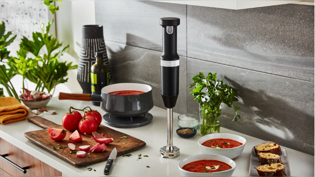 What's a KitchenAid immersion blender? - Coolblue - anything for a smile