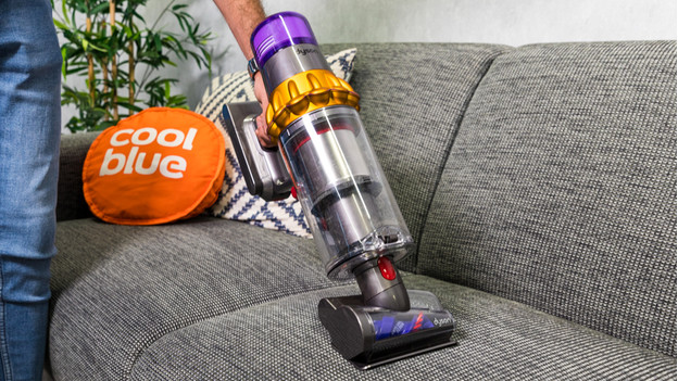 Se lancer avec les aspirateurs-balais Dyson V12 et V15 - Coolblue