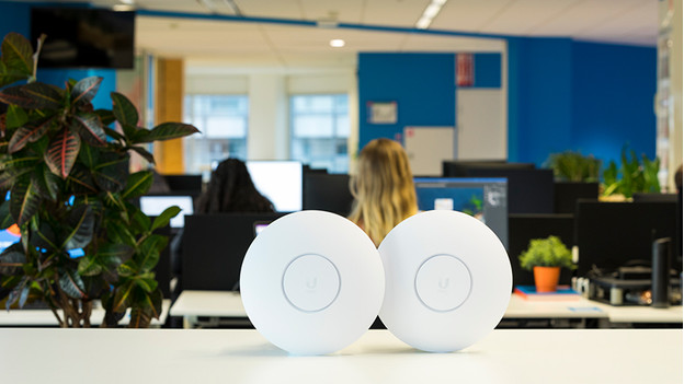What's an access point? - Coolblue - anything for a smile