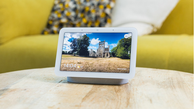 Expert review of the Google Nest Hub 2 - Coolblue - anything for a smile