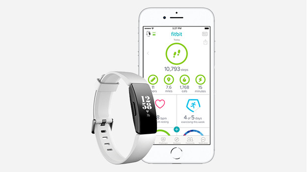 How do I choose a health watch? - Coolblue - anything for a smile