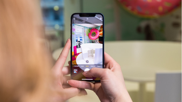 Which iPhone has the best camera? - Coolblue - anything for a smile