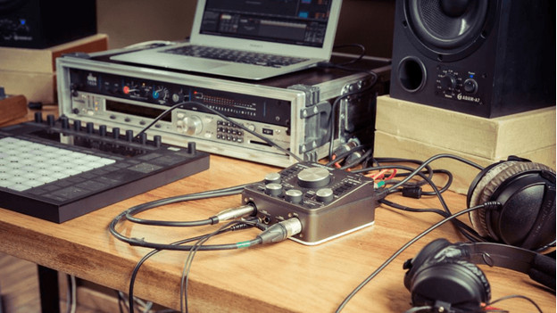 Advice on audio interfaces - Coolblue - anything for a smile