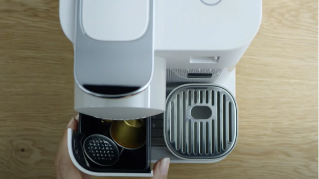 How do you descale your Nespresso Lattissima One Coolblue