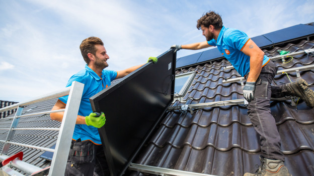 Coolblue solar panel installation