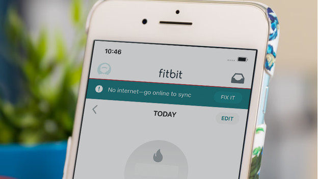 Sync iphone with discount fitbit