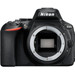 Nikon D5600 + AF-S DX 18-140mm f/3.5-5.6 G ED VR voorkant