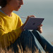 Apple iPad Mini 6 64GB Wifi Paars product in gebruik