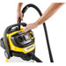 Karcher WD 5 P S V-25/5/22 + Karcher Stofzuigerzak voor WD 4/5/6 (4x) product in gebruik