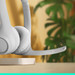 Logitech Zone 300 Draadloze Office headset Wit product in gebruik