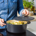 BK BOUR CastIron Braadpan 24 cm Earl Grey product in gebruik