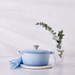 Le Creuset Signature Braadpan 24 cm Coastal Blue product in gebruik